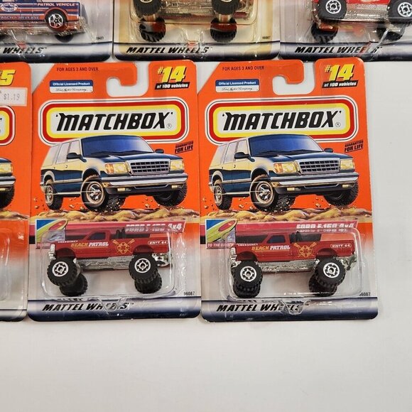 Matchbox Ford Truck SUV 4x4 Bronco II Transit Van F-150  Diecast Cars Lot MOC - Picture 3 of 16